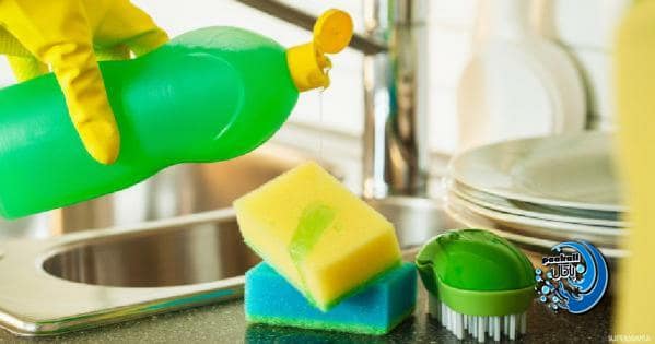 بررسی عملکرد انواع مایع ظرفشویی